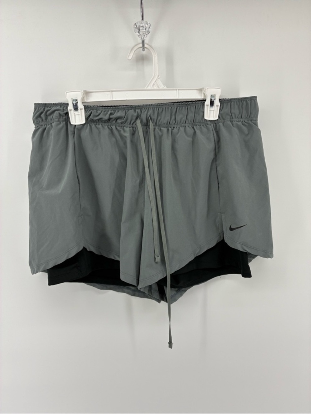 MASSIVE $10 SALE Nike Gray Athletic Shorts